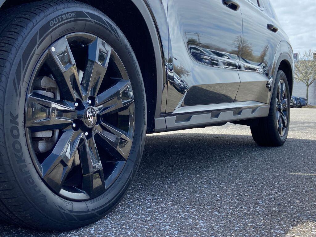 used 2024 Hyundai Palisade car, priced at $37,495