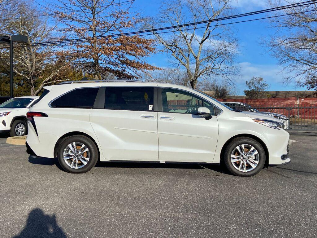 used 2024 Toyota Sienna car, priced at $61,791