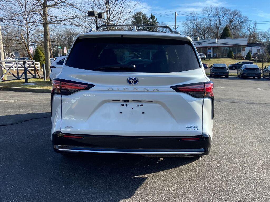 used 2024 Toyota Sienna car, priced at $61,791