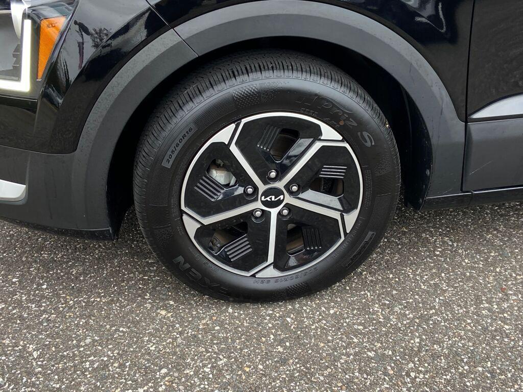 used 2024 Kia Niro car, priced at $23,991