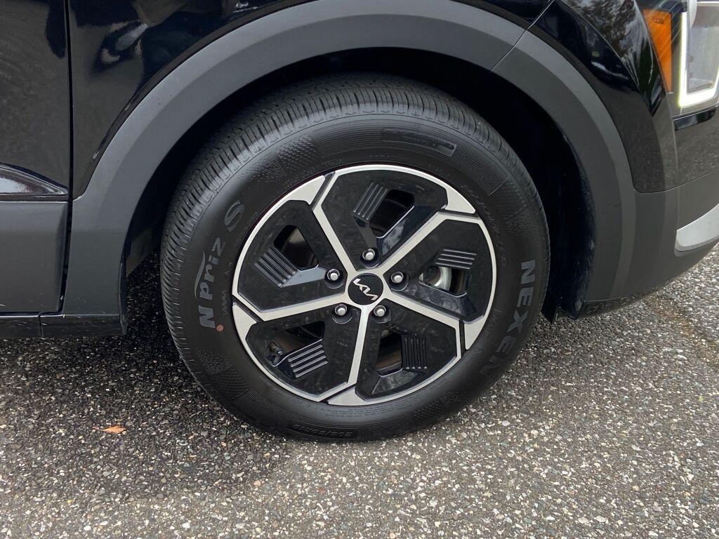 used 2024 Kia Niro car, priced at $23,991