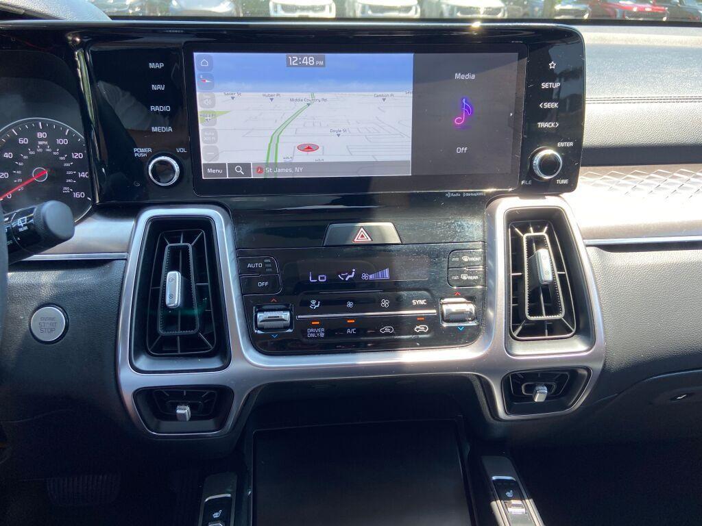 used 2022 Kia Sorento Hybrid car, priced at $29,993