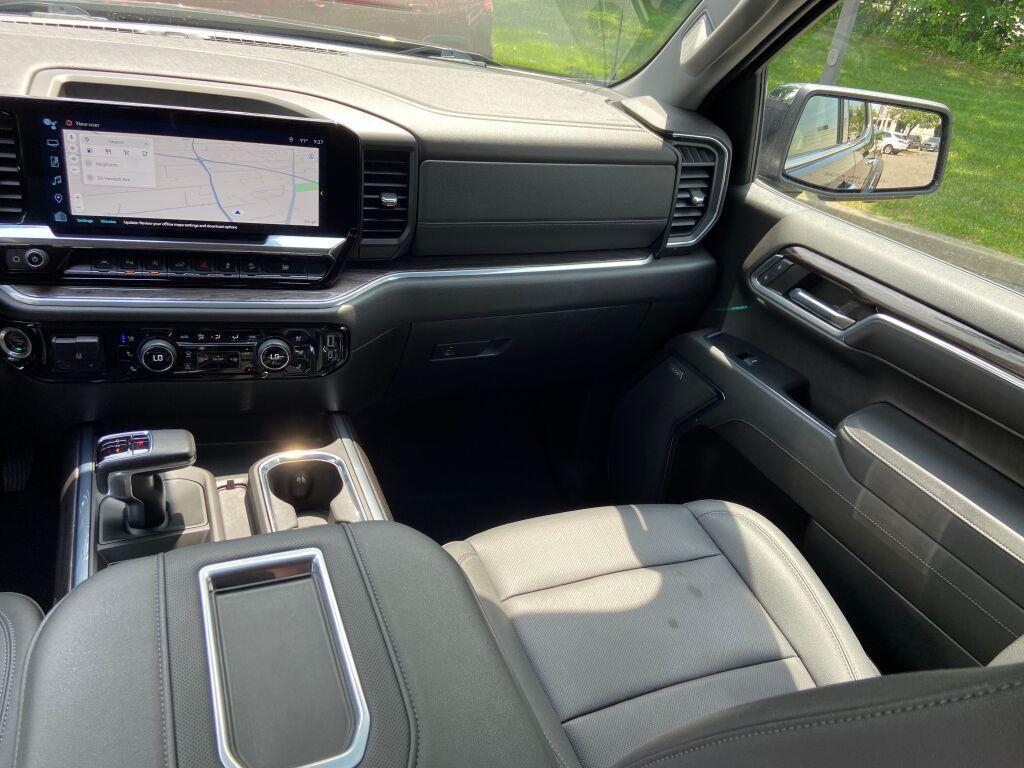 used 2022 Chevrolet Silverado 1500 car, priced at $48,995
