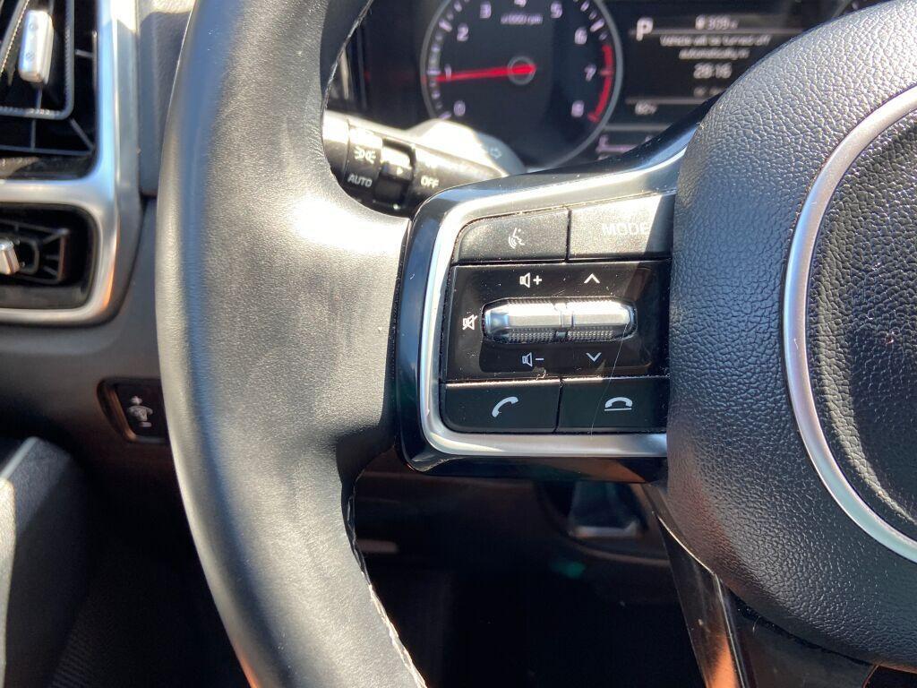used 2022 Kia Sorento car, priced at $31,294