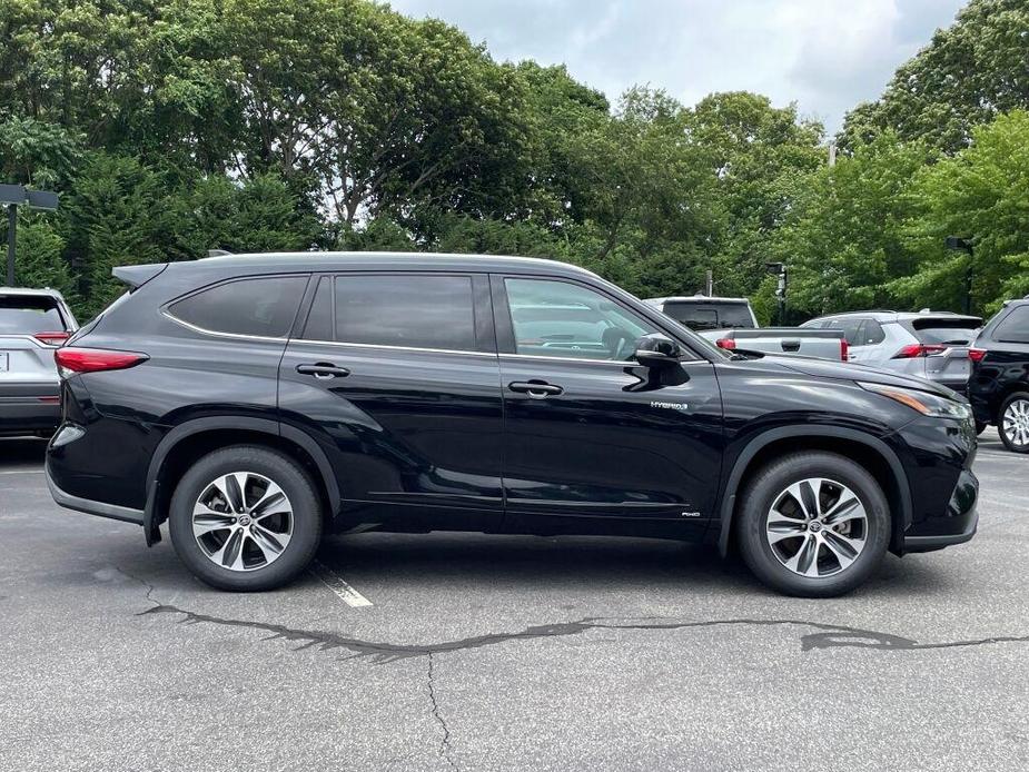 used 2021 Toyota Highlander Hybrid car, priced at $42,791