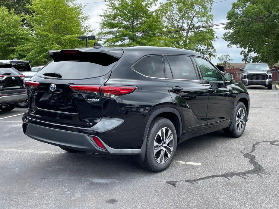 used 2021 Toyota Highlander Hybrid car, priced at $42,791