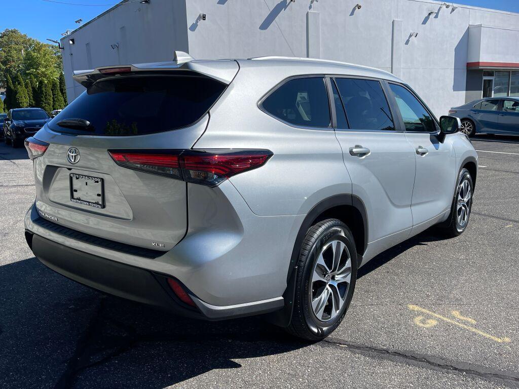 used 2023 Toyota Highlander car, priced at $39,991