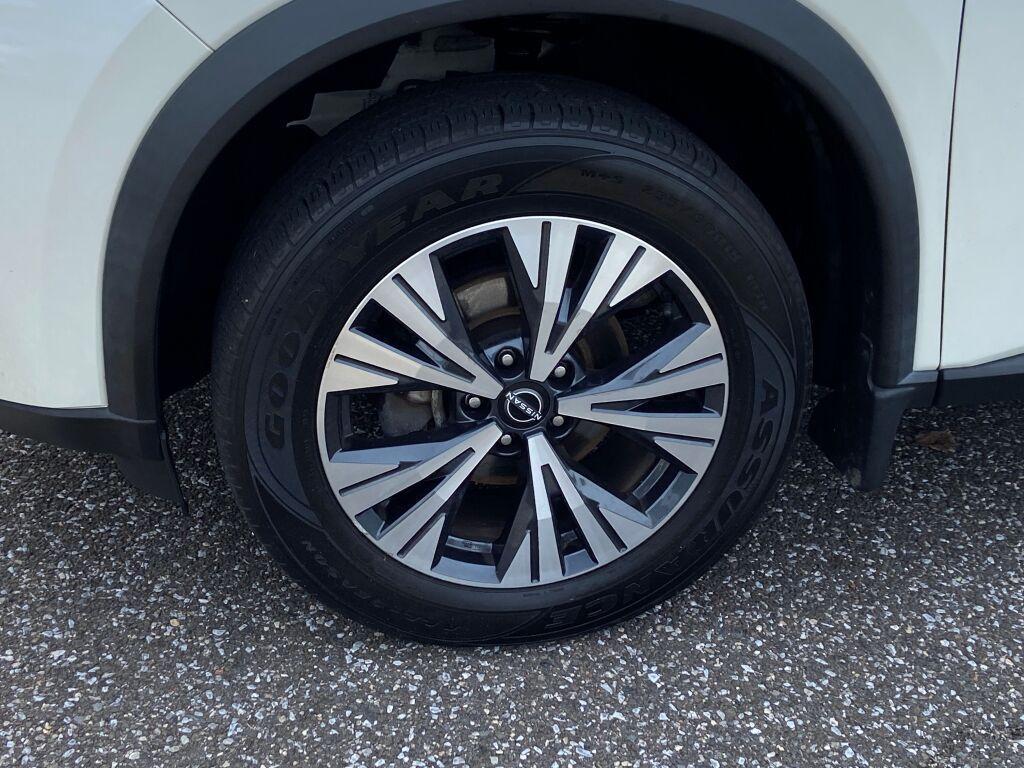 used 2022 Nissan Rogue car, priced at $21,999