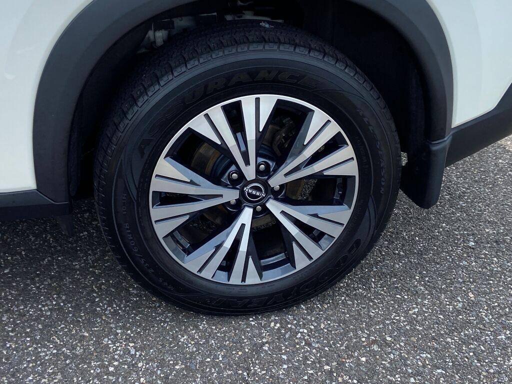 used 2022 Nissan Rogue car, priced at $21,999