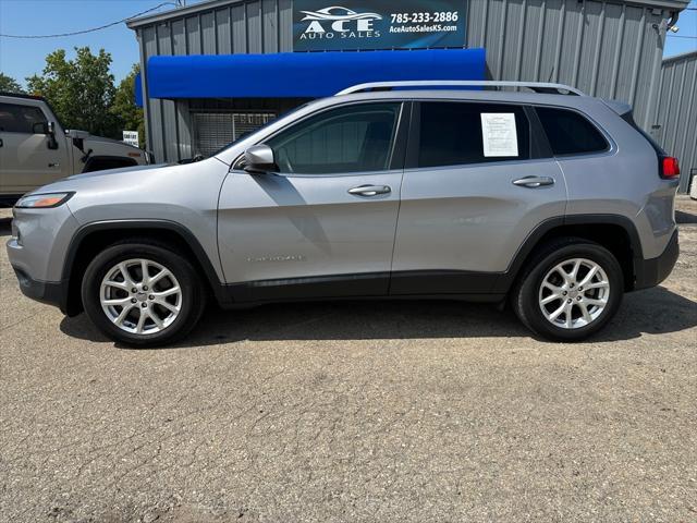 used 2018 Jeep Cherokee car, priced at $16,400