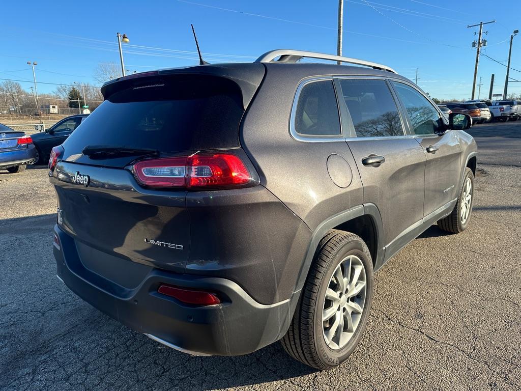 used 2018 Jeep Cherokee car, priced at $12,995
