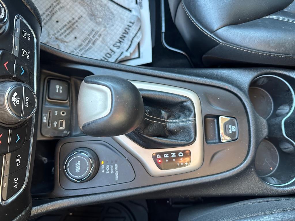 used 2018 Jeep Cherokee car, priced at $12,995