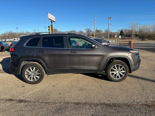 used 2018 Jeep Cherokee car, priced at $13,995