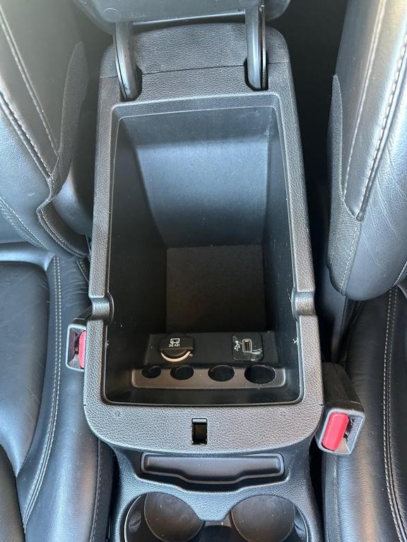 used 2018 Jeep Cherokee car, priced at $12,995