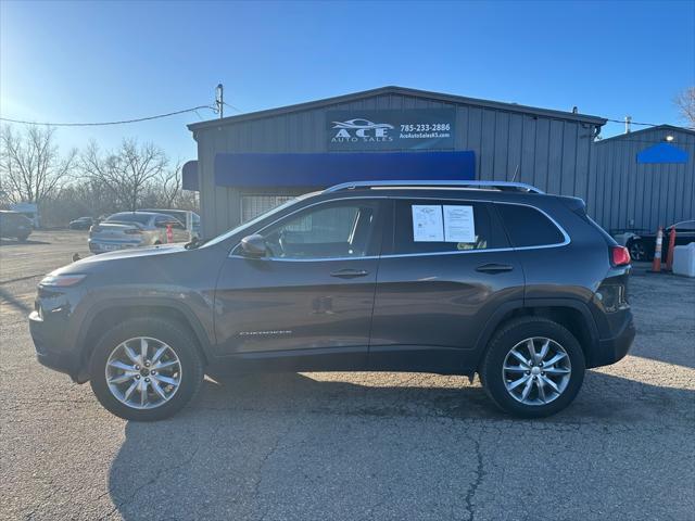 used 2018 Jeep Cherokee car, priced at $13,995