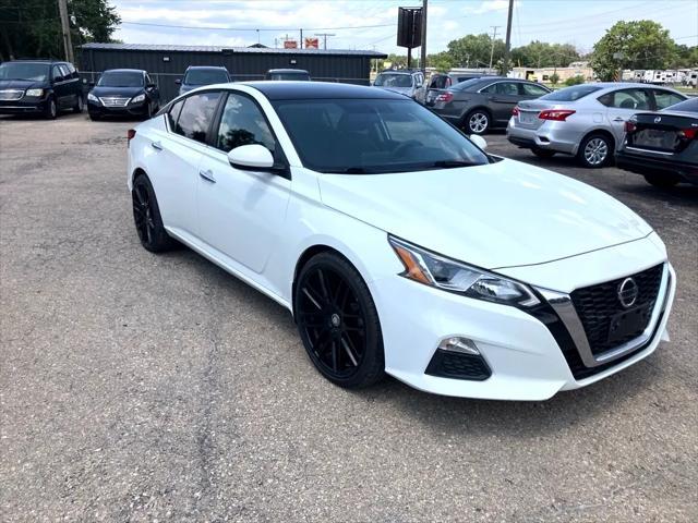 used 2020 Nissan Altima car