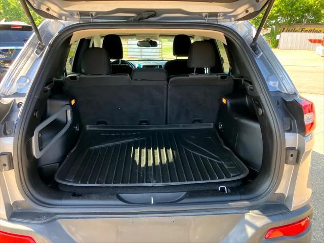 used 2014 Jeep Cherokee car
