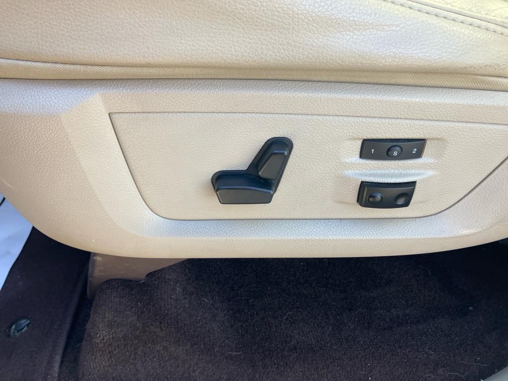 used 2013 Ram 1500 car, priced at $17,995