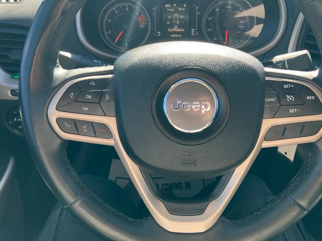 used 2017 Jeep Cherokee car, priced at $8,995
