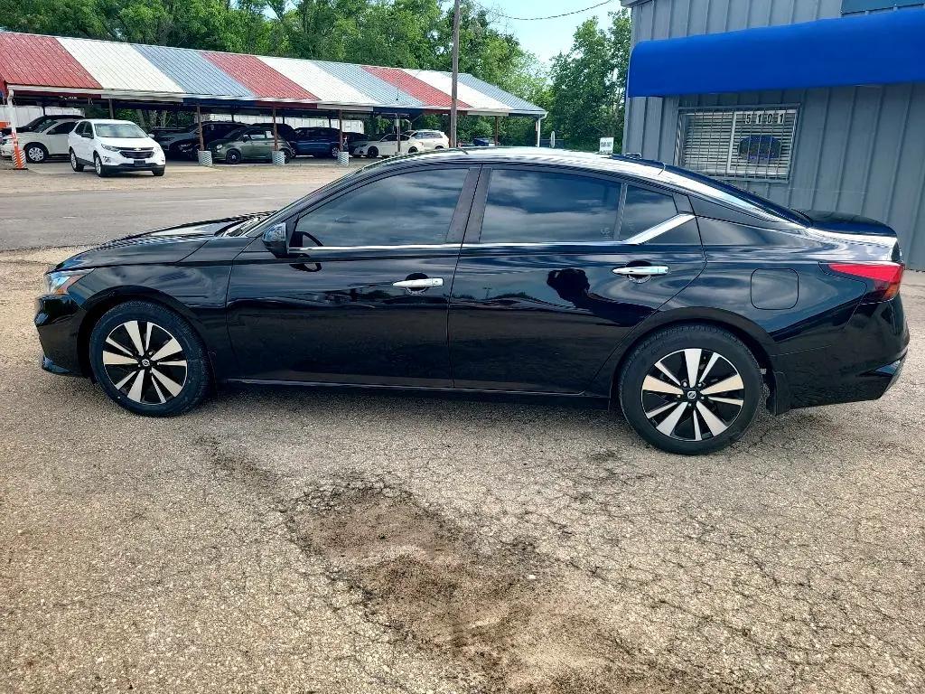 used 2022 Nissan Altima car, priced at $17,995