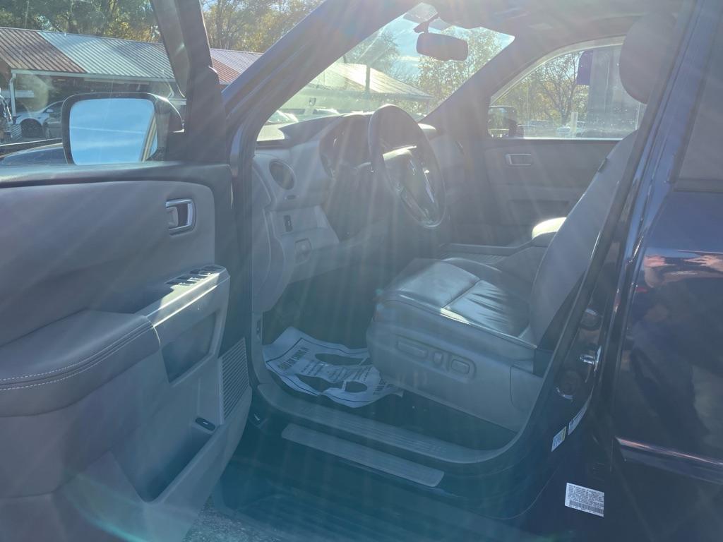 used 2014 Honda Pilot car, priced at $10,995