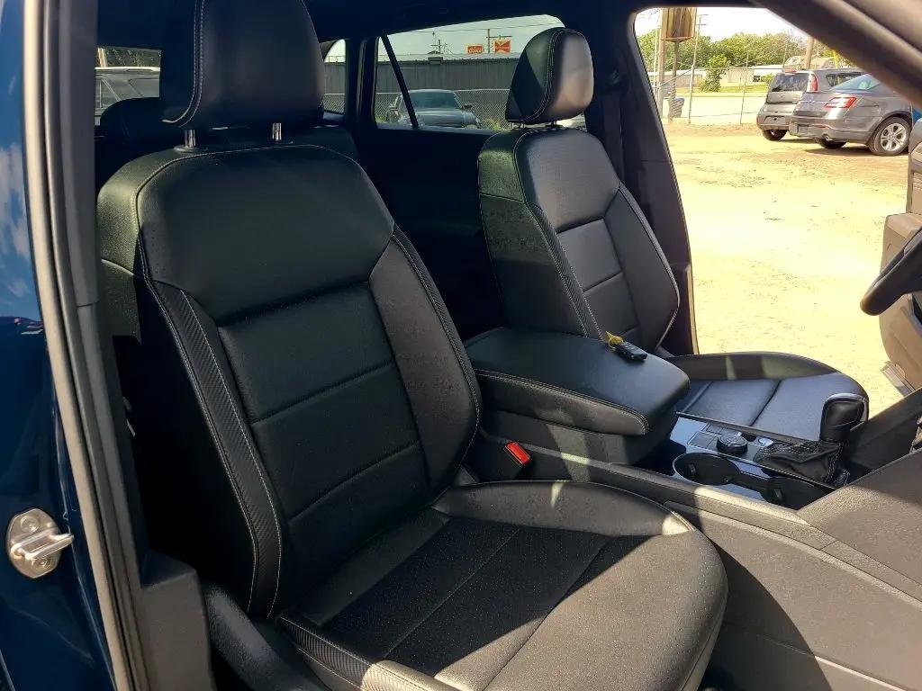 used 2022 Volkswagen Atlas Cross Sport car, priced at $18,995