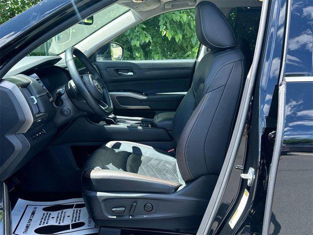 used 2022 Nissan Pathfinder car, priced at $34,500