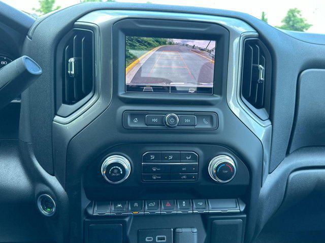 new 2025 GMC Sierra 1500 car, priced at $32,000