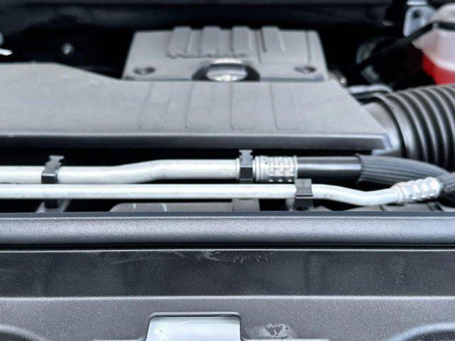 new 2025 GMC Sierra 1500 car, priced at $32,000