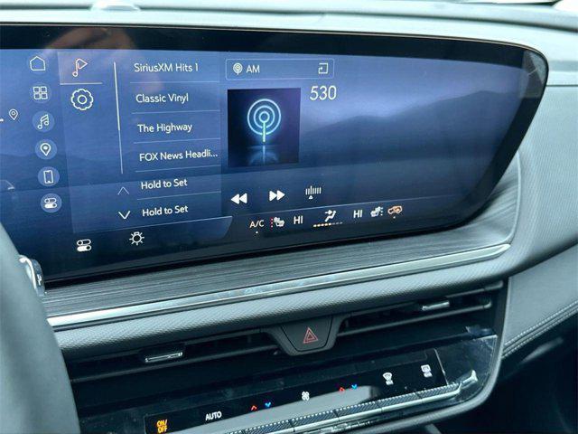 new 2025 Buick Envision car, priced at $39,000