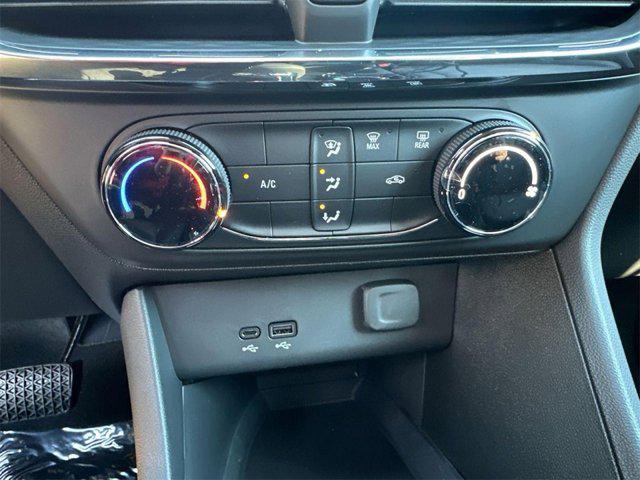 new 2025 Buick Encore GX car, priced at $22,500