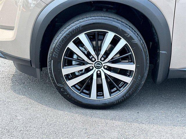 used 2024 Nissan Pathfinder car, priced at $41,500