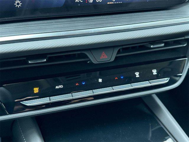 new 2025 Buick Envision car, priced at $39,500
