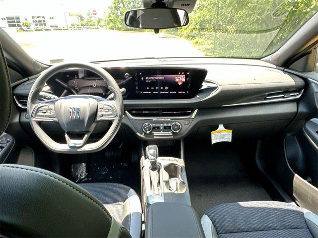 new 2025 Buick Envista car, priced at $23,000