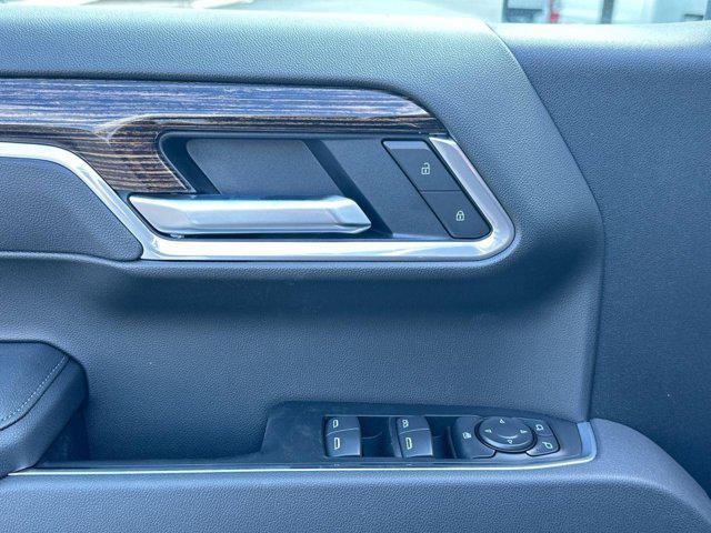 new 2025 GMC Sierra 1500 car, priced at $45,000