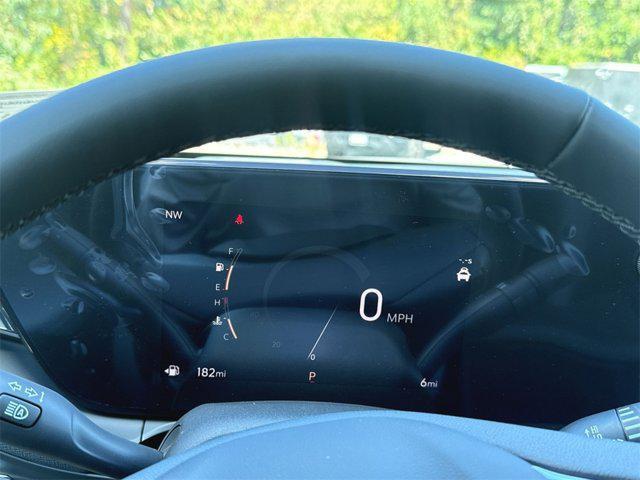 new 2025 Buick Envista car, priced at $23,000