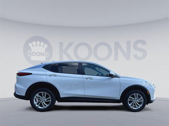 new 2025 Buick Envista car, priced at $23,000