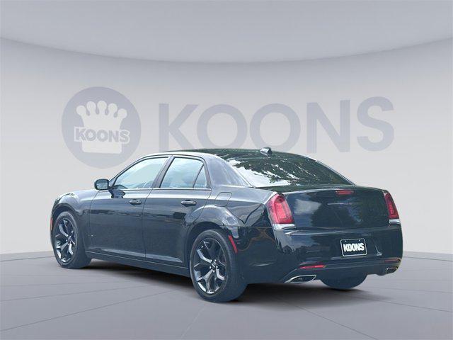 used 2022 Chrysler 300 car, priced at $19,400