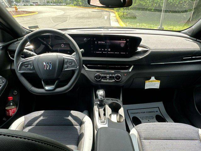 new 2025 Buick Envista car, priced at $25,500