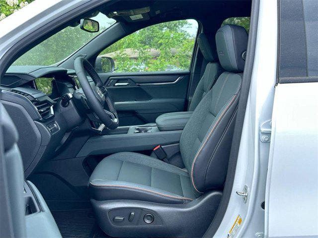 new 2025 GMC Acadia car, priced at $50,500