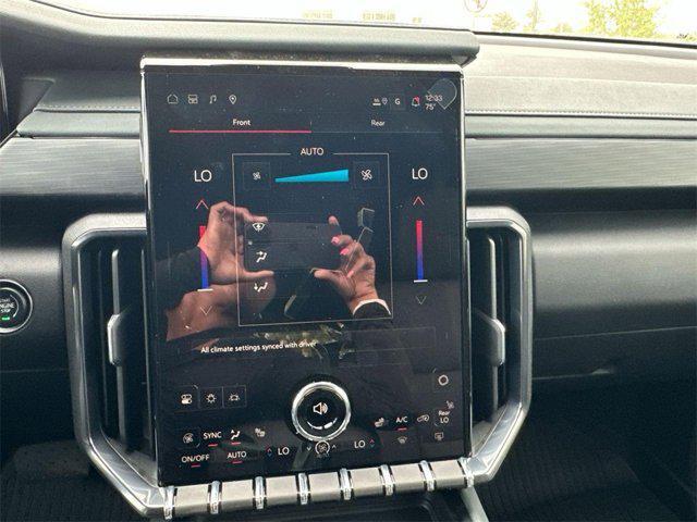 new 2025 GMC Acadia car, priced at $50,500