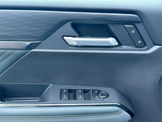 new 2025 GMC Acadia car, priced at $50,500