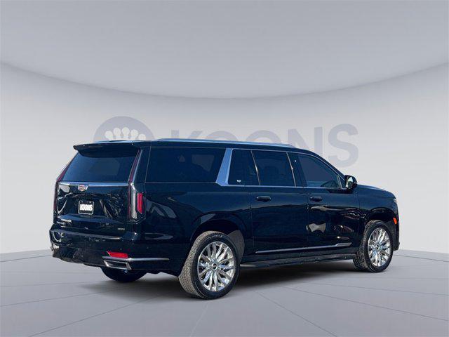 used 2023 Cadillac Escalade ESV car, priced at $75,800