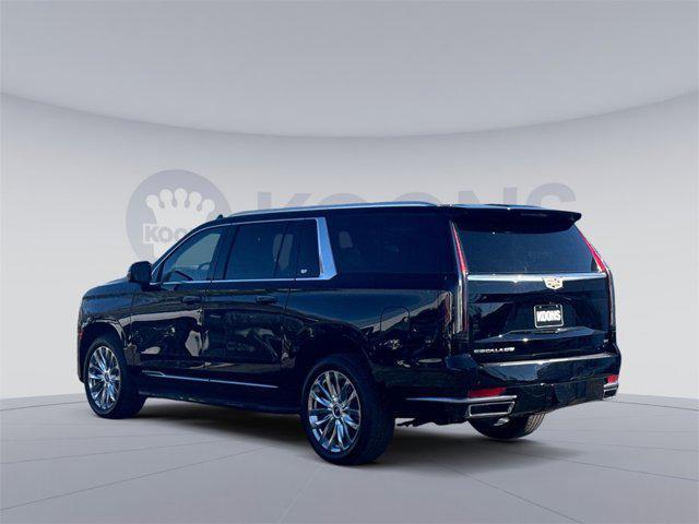 used 2023 Cadillac Escalade ESV car, priced at $75,800