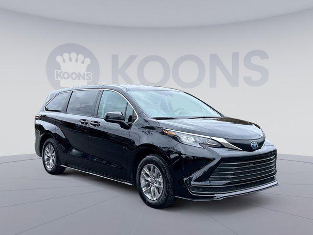 used 2024 Toyota Sienna car, priced at $41,000