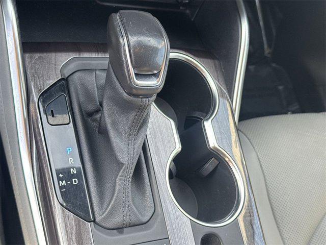 used 2021 Toyota Highlander car, priced at $28,500