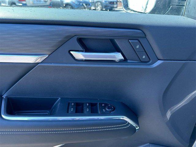 new 2025 GMC Acadia car, priced at $46,000