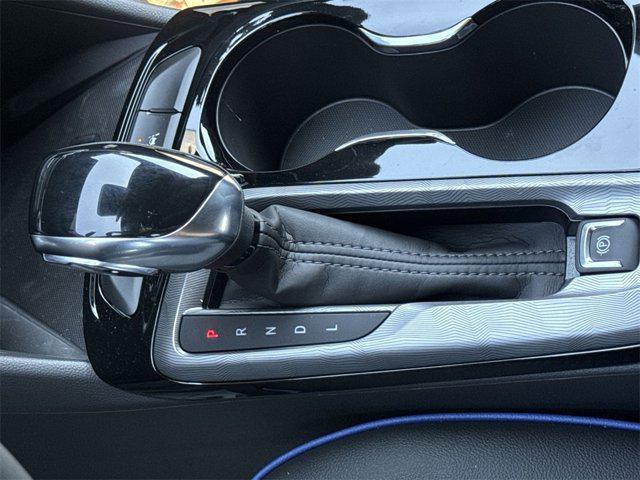 new 2025 Buick Envista car, priced at $26,000