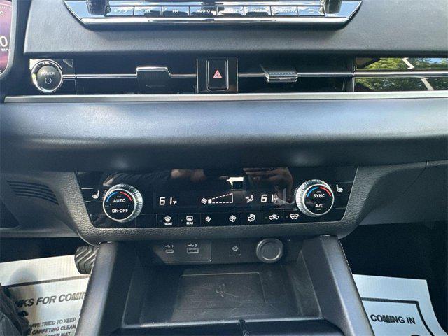 used 2023 Mitsubishi Outlander PHEV car, priced at $25,800
