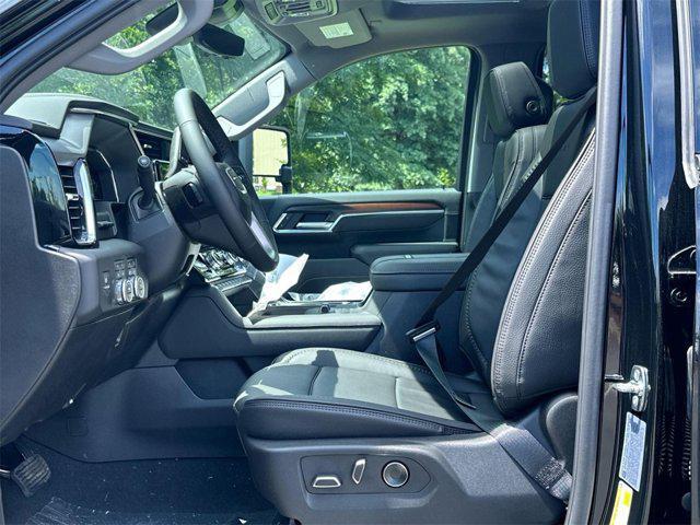 new 2025 GMC Sierra 2500 car, priced at $79,500